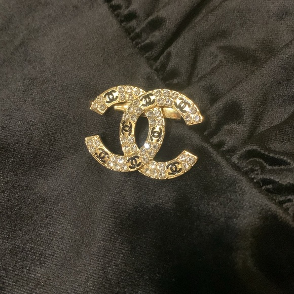 Chanel brooch - Picture 4 of 7
